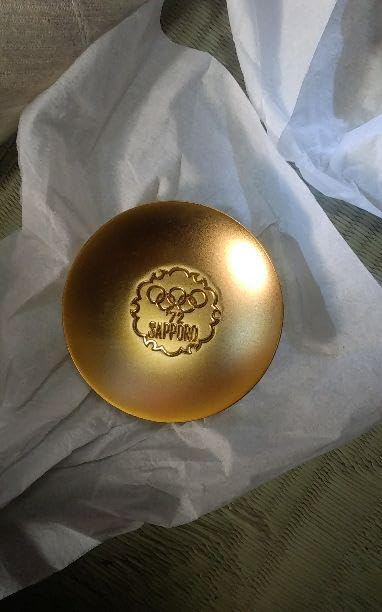 72. 札幌オリンピック記念 金杯、銀杯 セットの通販 by Toka's shop